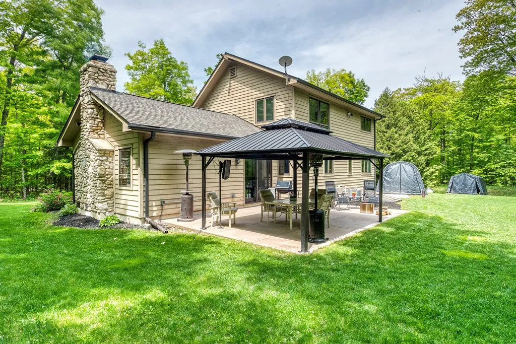 11790 Beach Rd, Ellison Bay Wi 54210, 3 Bedrooms Bedrooms, ,2 BathroomsBathrooms,Inland-Residential,For Sale,Beach Rd,141699