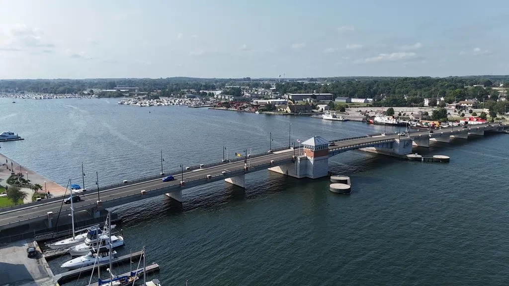 416 S 3rd Ave, Sturgeon Bay Wi 54235, 3 Bedrooms Bedrooms, ,3 BathroomsBathrooms,Condominium,For Sale,S 3rd Ave,143105