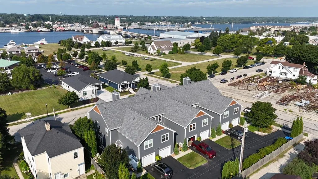 416 S 3rd Ave, Sturgeon Bay Wi 54235, 3 Bedrooms Bedrooms, ,3 BathroomsBathrooms,Condominium,For Sale,S 3rd Ave,143105