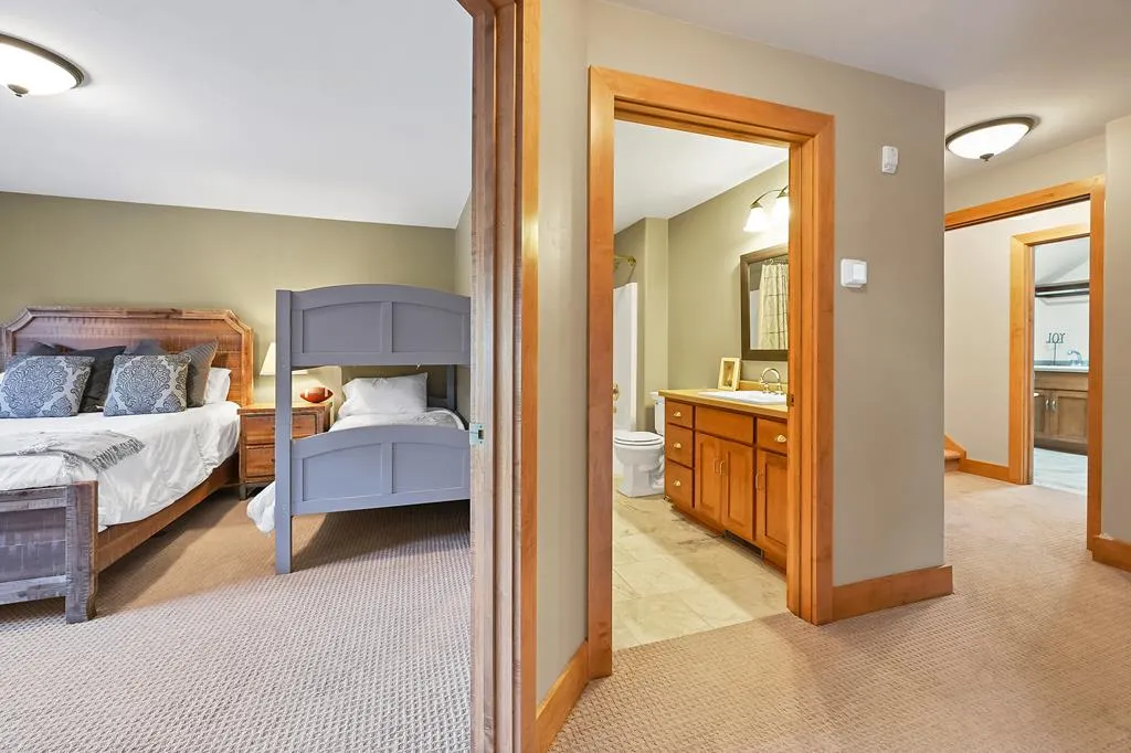 4155 Bluff Ln # 103, Fish Creek, Wisconsin 54212, 3 Bedrooms Bedrooms, ,3 BathroomsBathrooms,Condominium,For Sale,Bluff Ln,144432