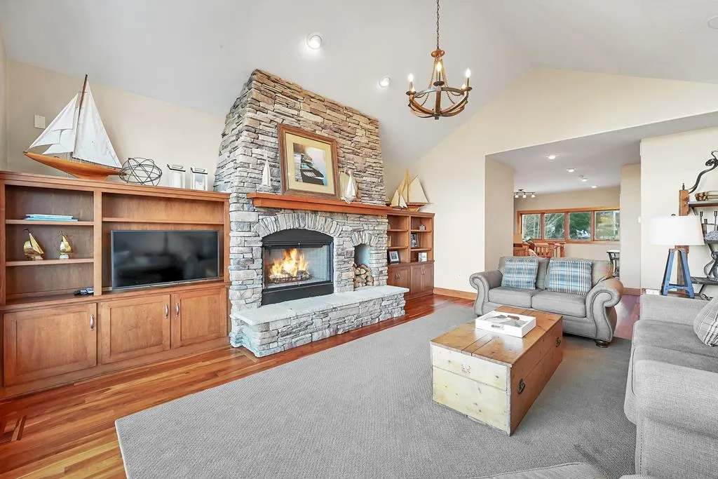 4155 Bluff Ln # 103, Fish Creek, Wisconsin 54212, 3 Bedrooms Bedrooms, ,3 BathroomsBathrooms,Condominium,For Sale,Bluff Ln,144432