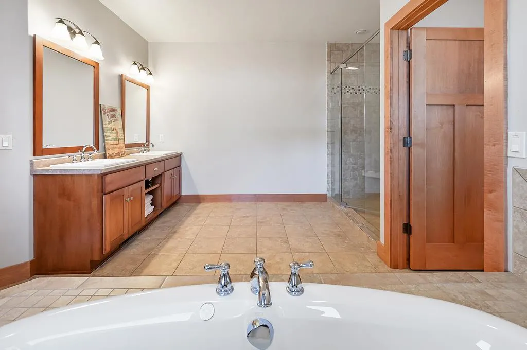 4155 Bluff Ln # 103, Fish Creek, Wisconsin 54212, 3 Bedrooms Bedrooms, ,3 BathroomsBathrooms,Condominium,For Sale,Bluff Ln,144432