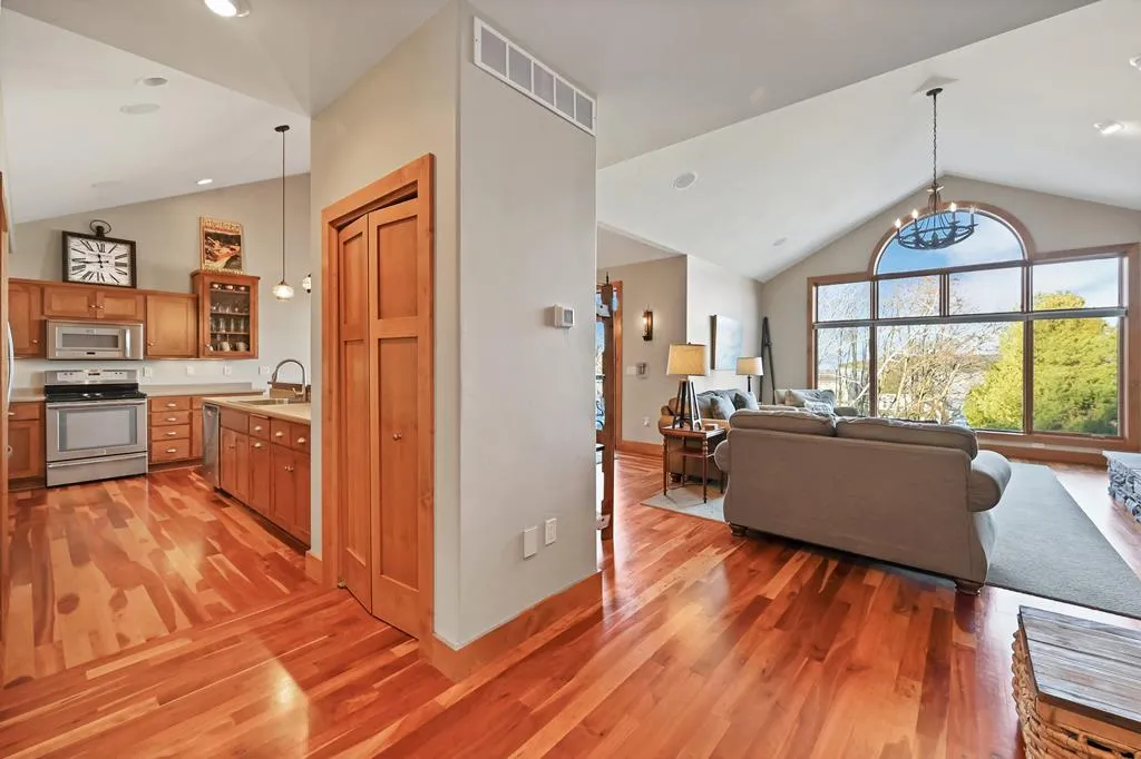 4155 Bluff Ln # 103, Fish Creek, Wisconsin 54212, 3 Bedrooms Bedrooms, ,3 BathroomsBathrooms,Condominium,For Sale,Bluff Ln,144432