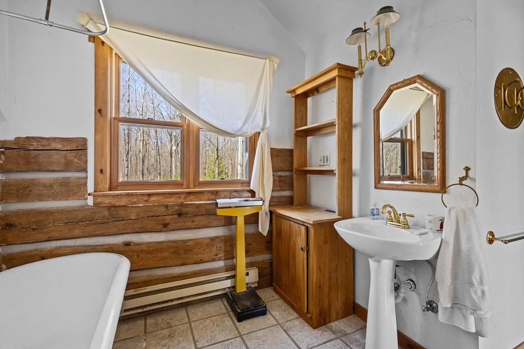 1937 Green Tree Rd, Washington Island Wi 54246, 2 Bedrooms Bedrooms, ,2 BathroomsBathrooms,Inland-Residential,For Sale,Green Tree Rd,143898