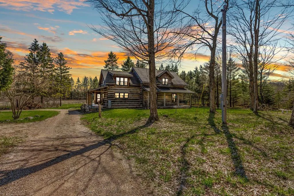 1937 Green Tree Rd, Washington Island Wi 54246, 2 Bedrooms Bedrooms, ,2 BathroomsBathrooms,Inland-Residential,For Sale,Green Tree Rd,143898