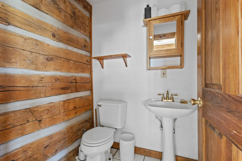 1937 Green Tree Rd, Washington Island Wi 54246, 2 Bedrooms Bedrooms, ,2 BathroomsBathrooms,Inland-Residential,For Sale,Green Tree Rd,143898