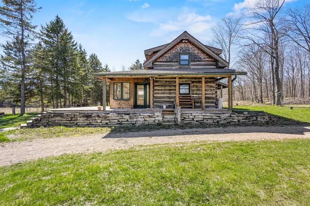 1937 Green Tree Rd, Washington Island Wi 54246, 2 Bedrooms Bedrooms, ,2 BathroomsBathrooms,Inland-Residential,For Sale,Green Tree Rd,143898