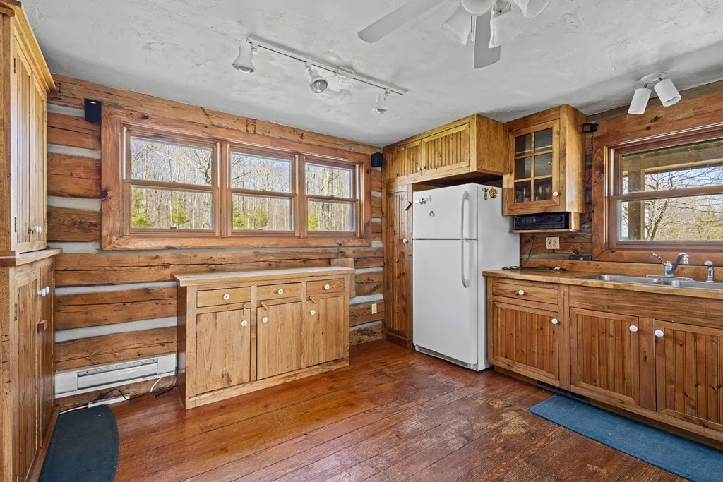 1937 Green Tree Rd, Washington Island Wi 54246, 2 Bedrooms Bedrooms, ,2 BathroomsBathrooms,Inland-Residential,For Sale,Green Tree Rd,143898