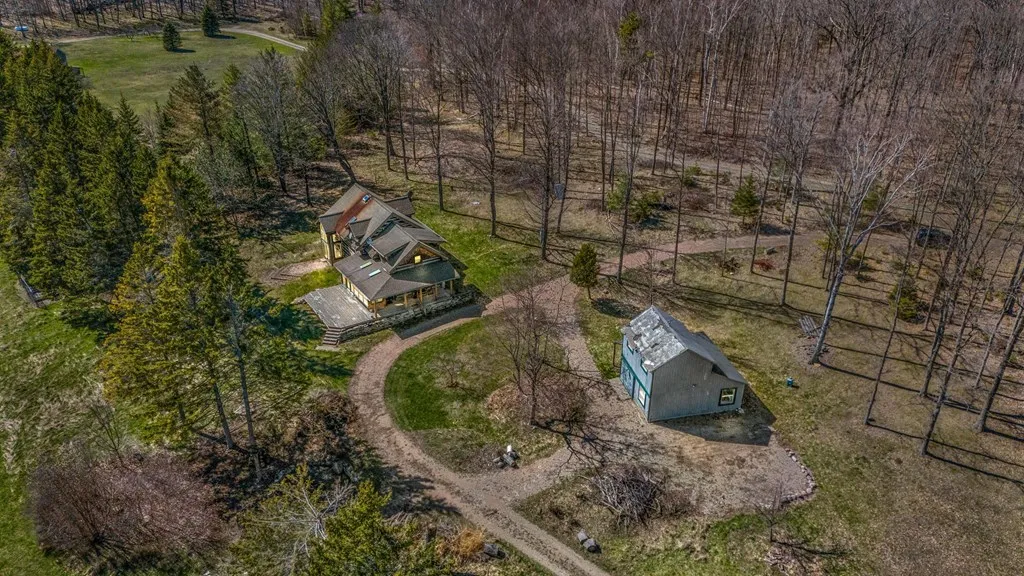 1937 Green Tree Rd, Washington Island Wi 54246, 2 Bedrooms Bedrooms, ,2 BathroomsBathrooms,Inland-Residential,For Sale,Green Tree Rd,143898