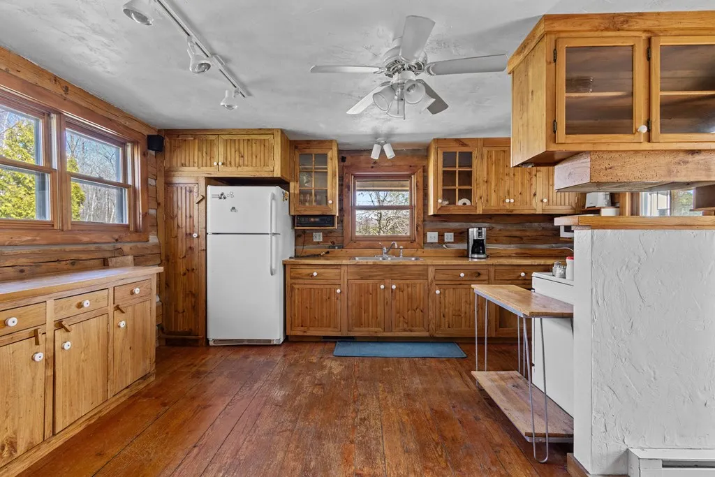 1937 Green Tree Rd, Washington Island Wi 54246, 2 Bedrooms Bedrooms, ,2 BathroomsBathrooms,Inland-Residential,For Sale,Green Tree Rd,143898