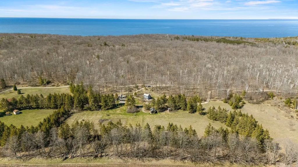 1937 Green Tree Rd, Washington Island Wi 54246, 2 Bedrooms Bedrooms, ,2 BathroomsBathrooms,Inland-Residential,For Sale,Green Tree Rd,143898