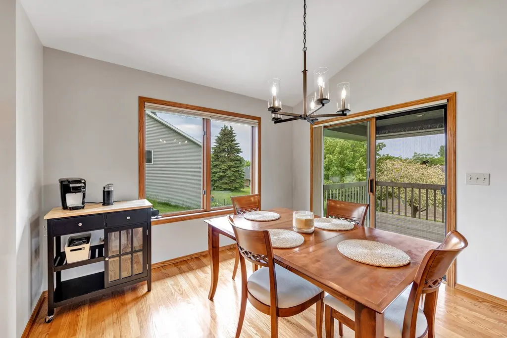 427 16th Dr, Sturgeon Bay, Wisconsin 54235, 4 Bedrooms Bedrooms, ,3 BathroomsBathrooms,Inland-Residential,For Sale,N 16th Dr,144205