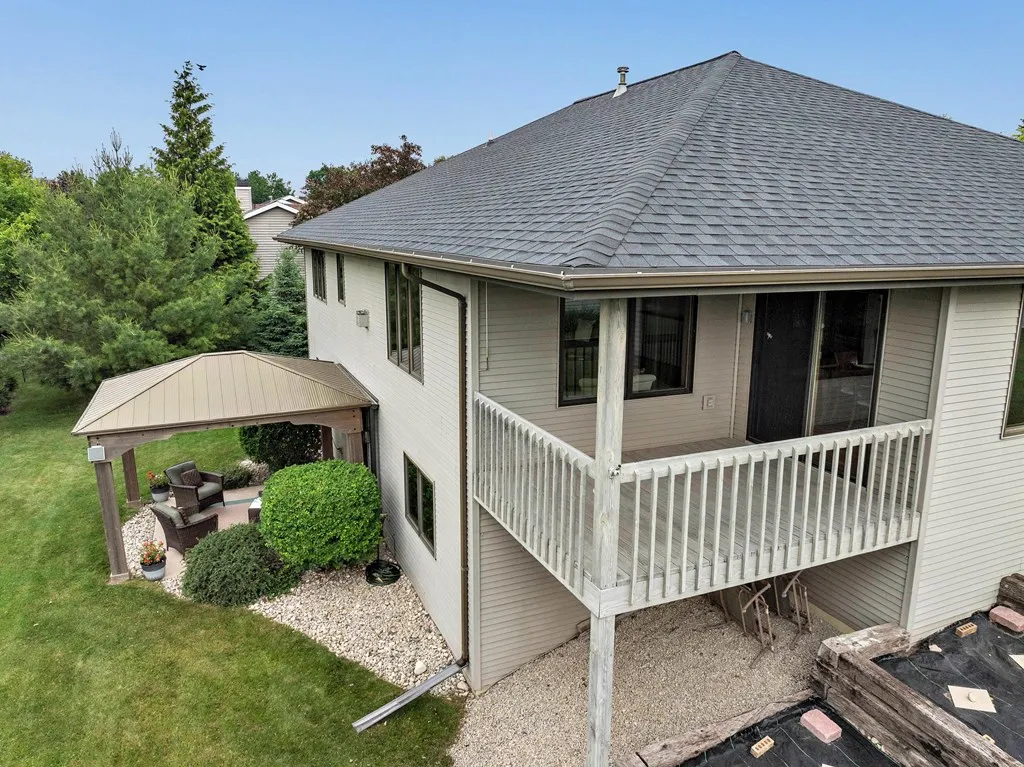 427 16th Dr, Sturgeon Bay, Wisconsin 54235, 4 Bedrooms Bedrooms, ,3 BathroomsBathrooms,Inland-Residential,For Sale,N 16th Dr,144205