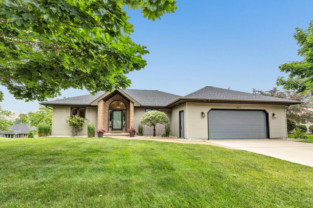 427 16th Dr, Sturgeon Bay, Wisconsin 54235, 4 Bedrooms Bedrooms, ,3 BathroomsBathrooms,Inland-Residential,For Sale,N 16th Dr,144205