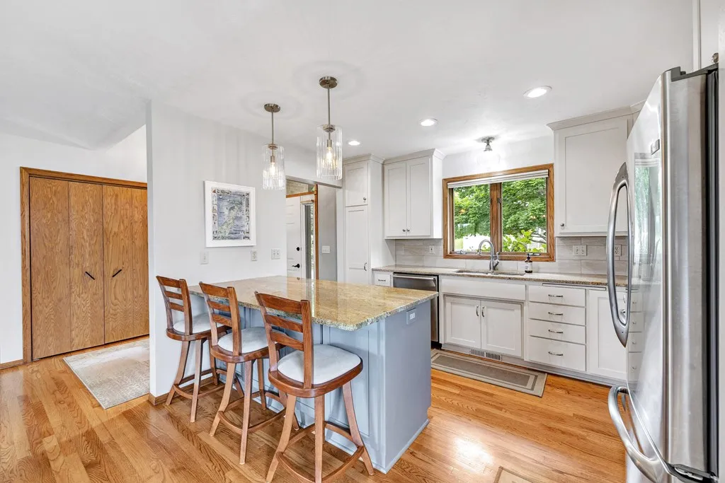 427 16th Dr, Sturgeon Bay, Wisconsin 54235, 4 Bedrooms Bedrooms, ,3 BathroomsBathrooms,Inland-Residential,For Sale,N 16th Dr,144205