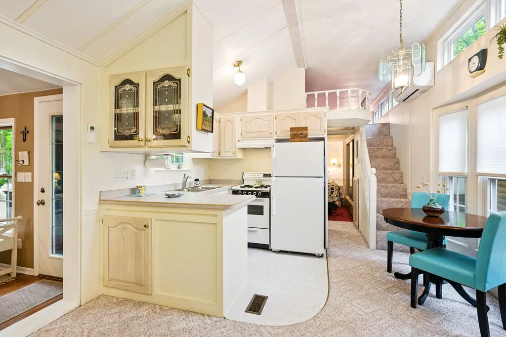 4286 Harbor School Rd # 124, Egg Harbor, Wisconsin 54209, 1 Bedroom Bedrooms, ,1 BathroomBathrooms,Condominium,For Sale,Harbor School Rd,144178