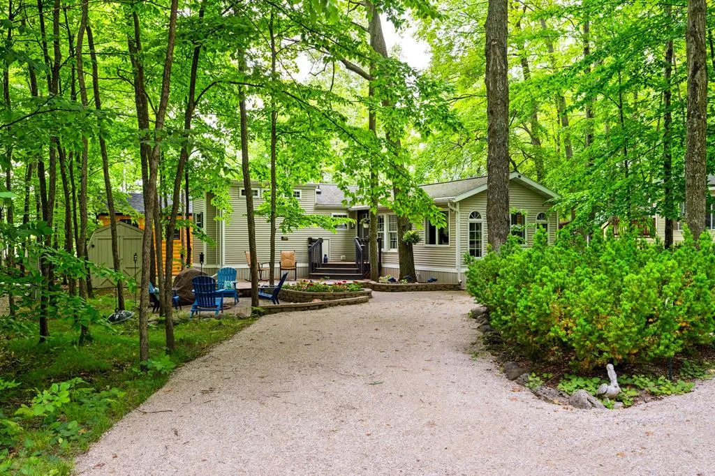 4286 Harbor School Rd # 124, Egg Harbor, Wisconsin 54209, 1 Bedroom Bedrooms, ,1 BathroomBathrooms,Condominium,For Sale,Harbor School Rd,144178