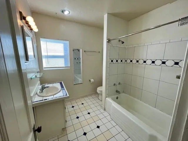 520 Huron St, Sturgeon Bay Wi 54235, 2 Bedrooms Bedrooms, ,1 BathroomBathrooms,Inland-Residential,For Sale,Huron St,143335