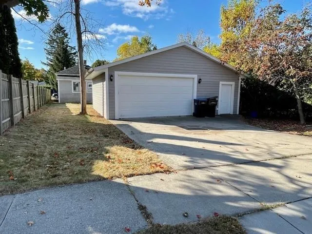 520 Huron St, Sturgeon Bay Wi 54235, 2 Bedrooms Bedrooms, ,1 BathroomBathrooms,Inland-Residential,For Sale,Huron St,143335