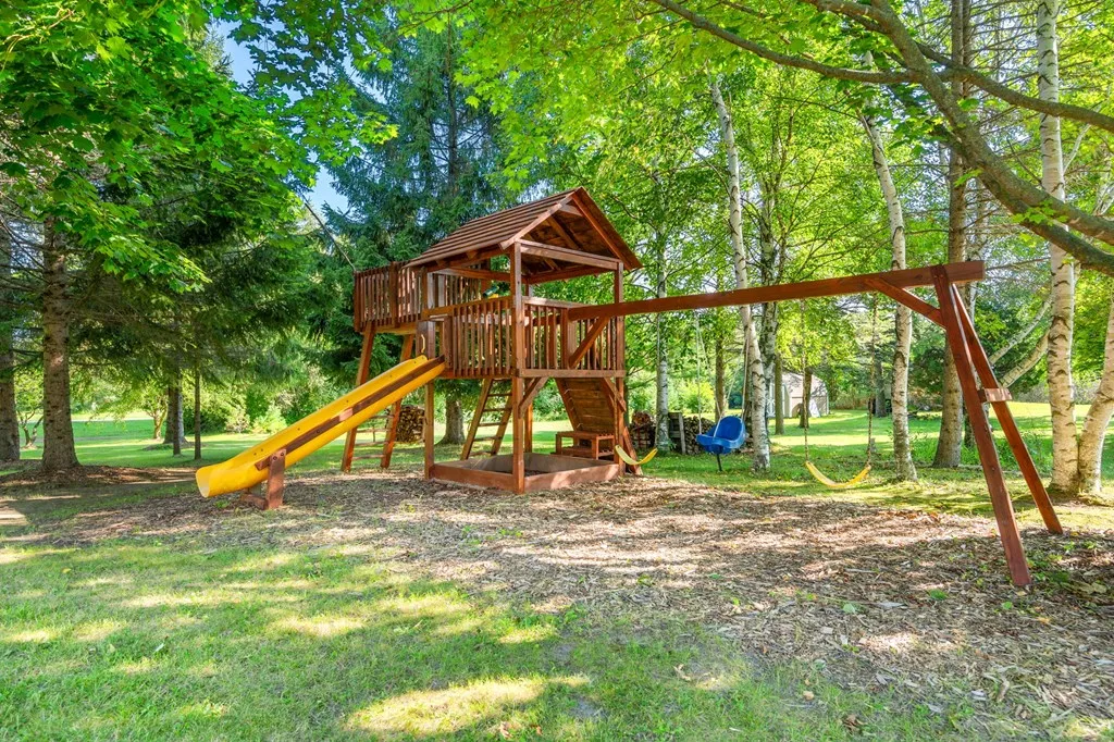 4740 Dunn Rd, Sturgeon Bay, Wisconsin 54235, 3 Bedrooms Bedrooms, ,2 BathroomsBathrooms,Inland-Residential,For Sale,Dunn Rd,144500