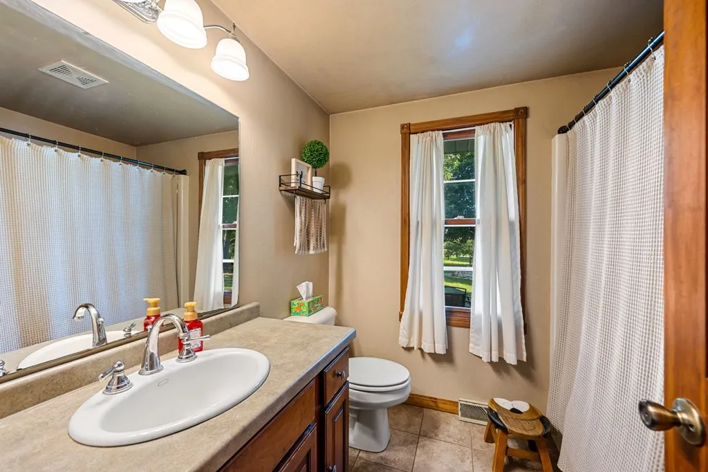 4740 Dunn Rd, Sturgeon Bay, Wisconsin 54235, 3 Bedrooms Bedrooms, ,2 BathroomsBathrooms,Inland-Residential,For Sale,Dunn Rd,144500
