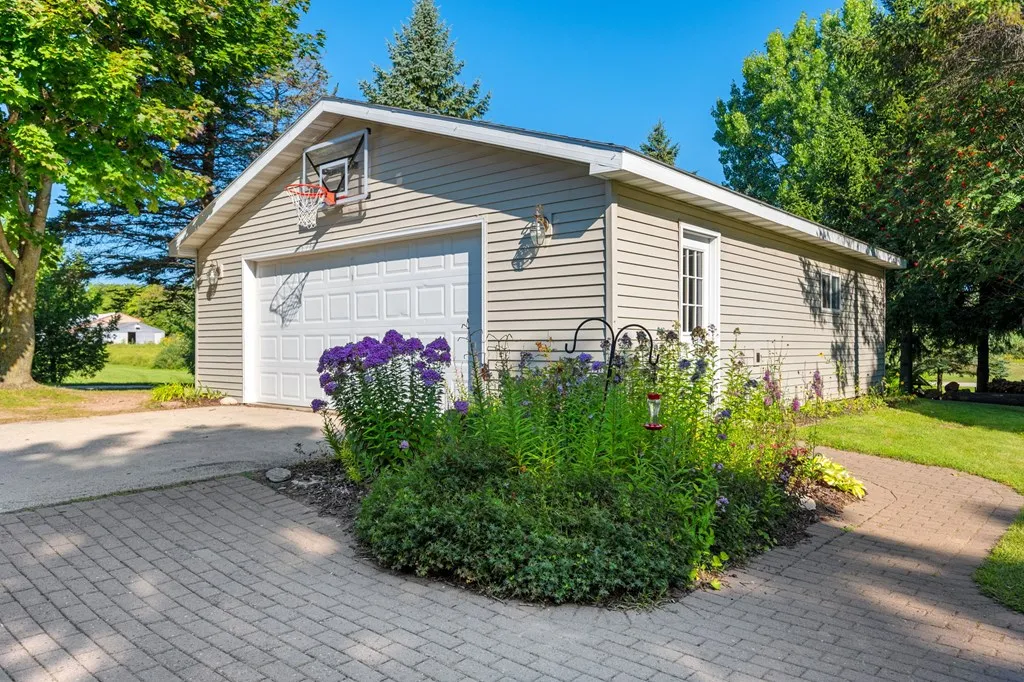 4740 Dunn Rd, Sturgeon Bay, Wisconsin 54235, 3 Bedrooms Bedrooms, ,2 BathroomsBathrooms,Inland-Residential,For Sale,Dunn Rd,144500