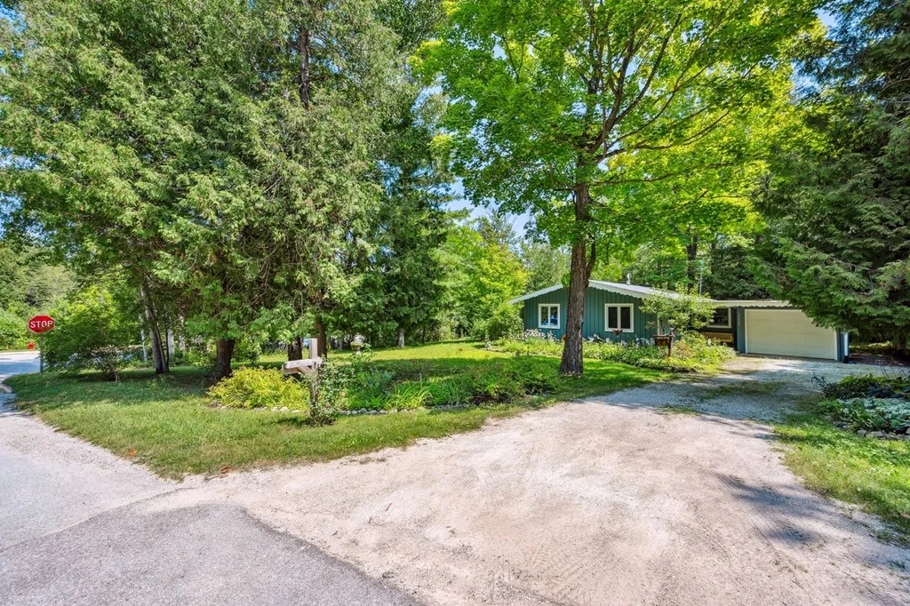 10630 Claflin Ln, Sister Bay, Wisconsin 54234, 2 Bedrooms Bedrooms, ,1 BathroomBathrooms,Inland-Residential,For Sale,Claflin Ln,144342
