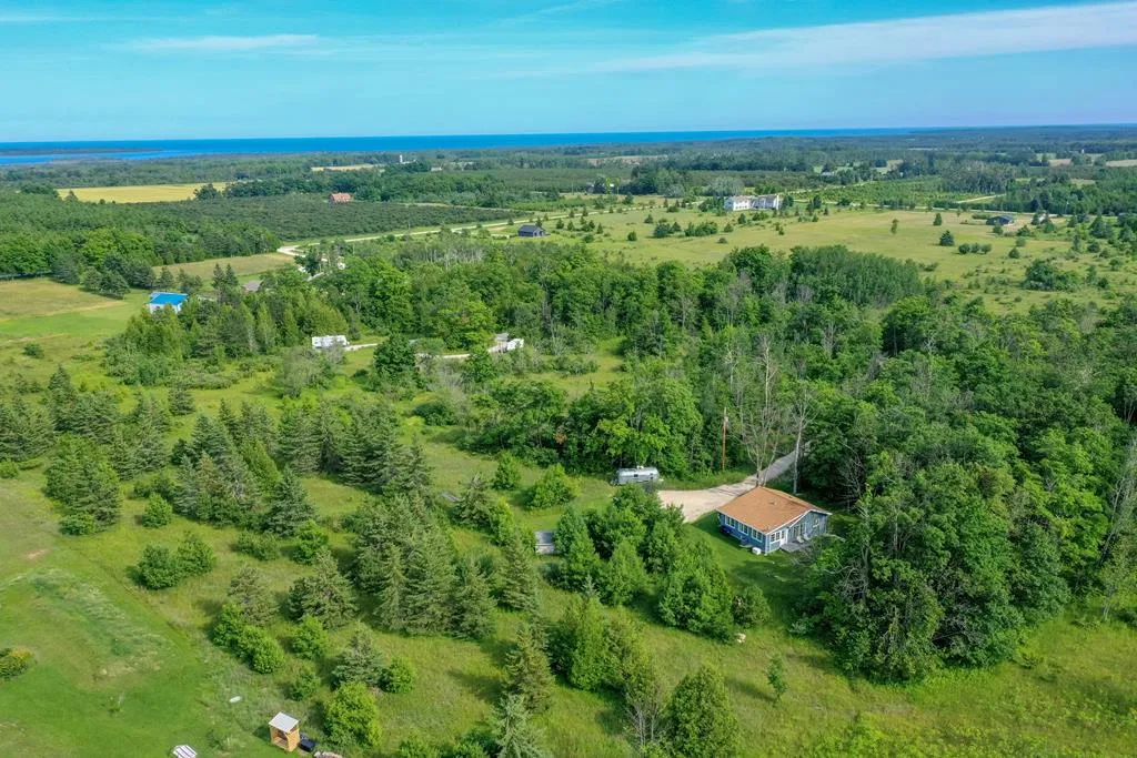 11589 Humbug Rd, Ellison Bay, Wisconsin 54210, 2 Bedrooms Bedrooms, ,1 BathroomBathrooms,Inland-Residential,For Sale,Humbug Rd,144298