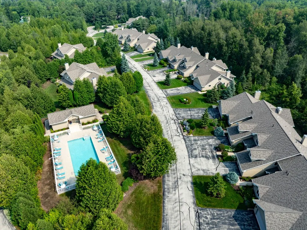 9290 Half Mile Bridge Ln # 305, Fish Creek, Wisconsin 54212, 3 Bedrooms Bedrooms, ,3 BathroomsBathrooms,Condominium,For Sale,Half Mile Bridge Ln,144350