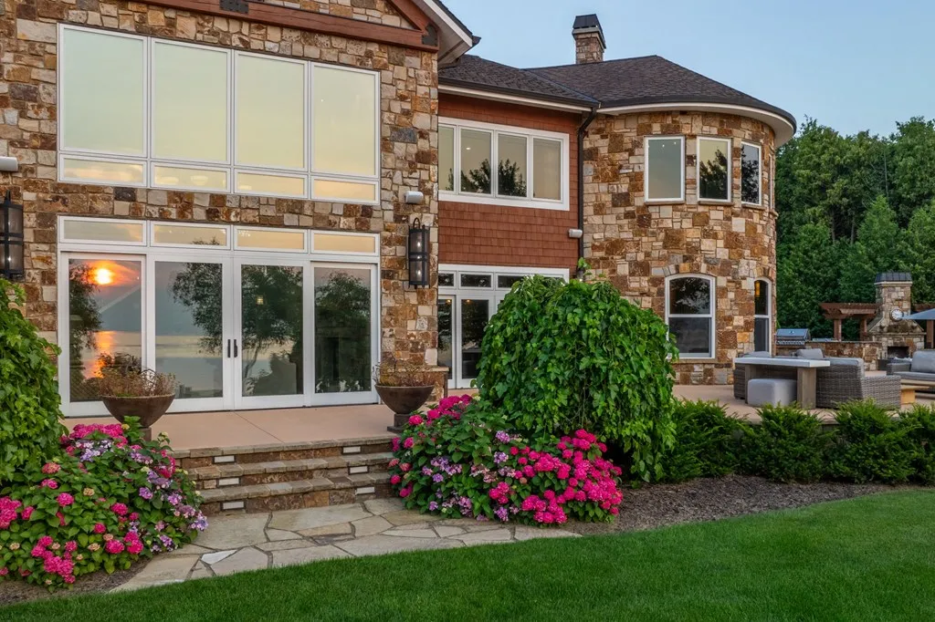 5707 Bay Shore Dr, Sturgeon Bay Wi 54235, 4 Bedrooms Bedrooms, ,8 BathroomsBathrooms,Waterfront-Residential,For Sale,Bay Shore Dr,143046