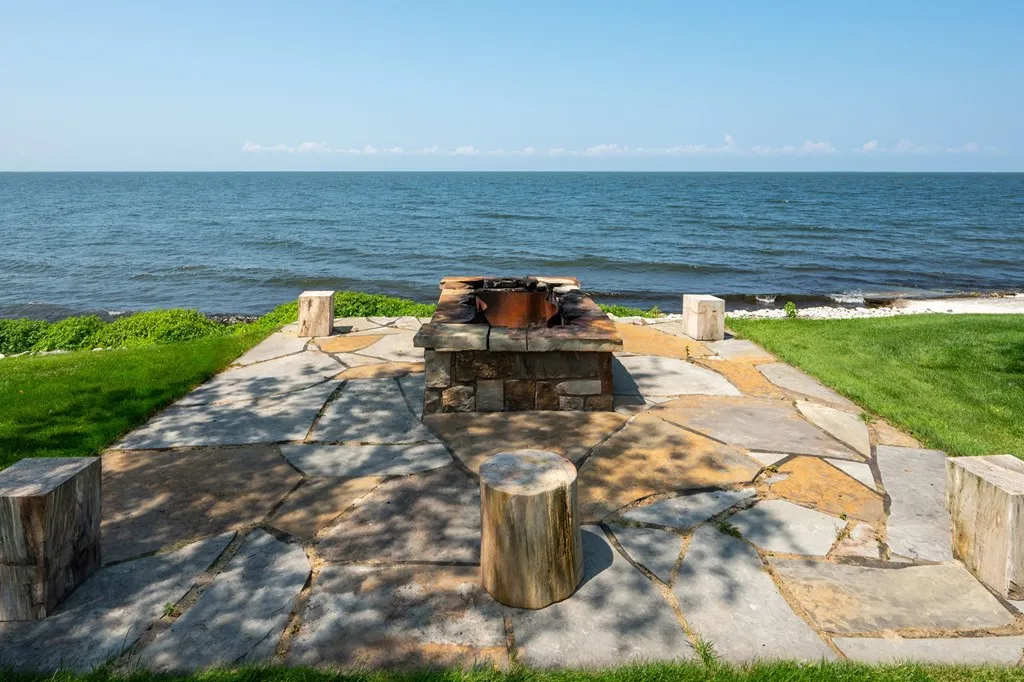 5707 Bay Shore Dr, Sturgeon Bay Wi 54235, 4 Bedrooms Bedrooms, ,8 BathroomsBathrooms,Waterfront-Residential,For Sale,Bay Shore Dr,143046