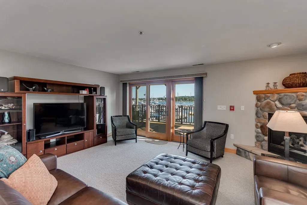 740 Quarterdeck Ln # 1203, Sturgeon Bay, Wisconsin 54235, 3 Bedrooms Bedrooms, ,2 BathroomsBathrooms,Condominium,For Sale,Quarterdeck Ln,144326