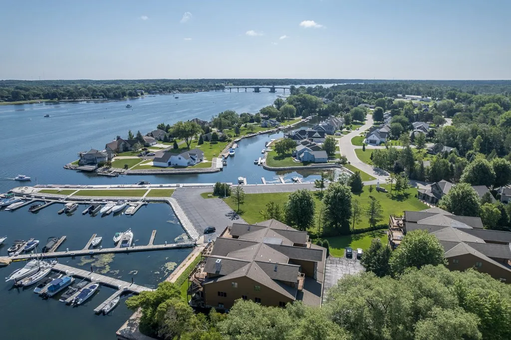 740 Quarterdeck Ln # 1203, Sturgeon Bay, Wisconsin 54235, 3 Bedrooms Bedrooms, ,2 BathroomsBathrooms,Condominium,For Sale,Quarterdeck Ln,144326