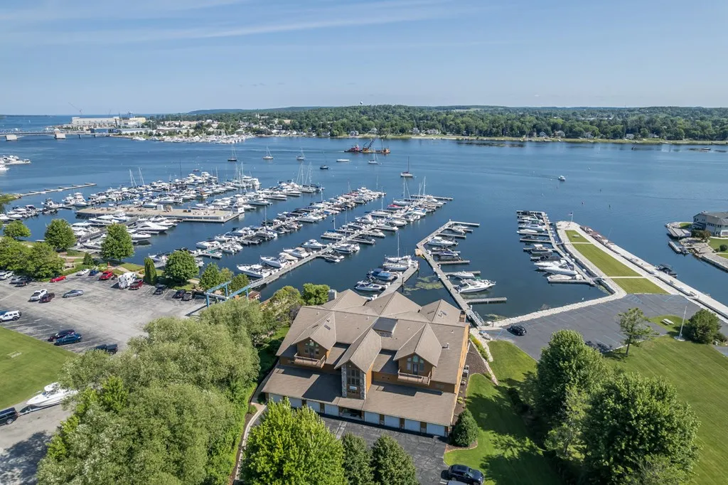 740 Quarterdeck Ln # 1203, Sturgeon Bay, Wisconsin 54235, 3 Bedrooms Bedrooms, ,2 BathroomsBathrooms,Condominium,For Sale,Quarterdeck Ln,144326