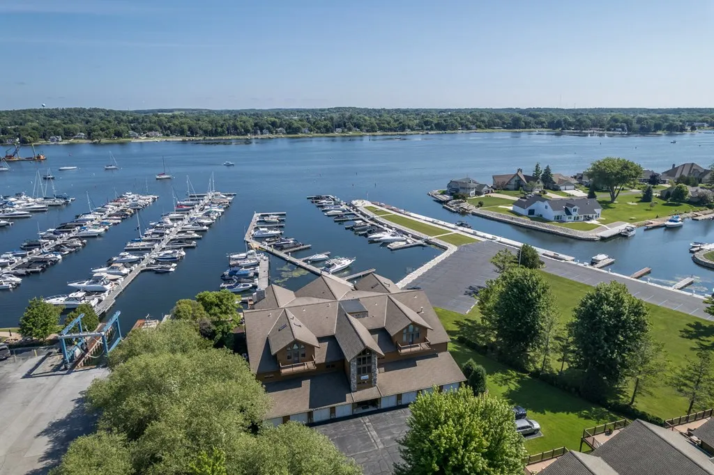 740 Quarterdeck Ln # 1203, Sturgeon Bay, Wisconsin 54235, 3 Bedrooms Bedrooms, ,2 BathroomsBathrooms,Condominium,For Sale,Quarterdeck Ln,144326
