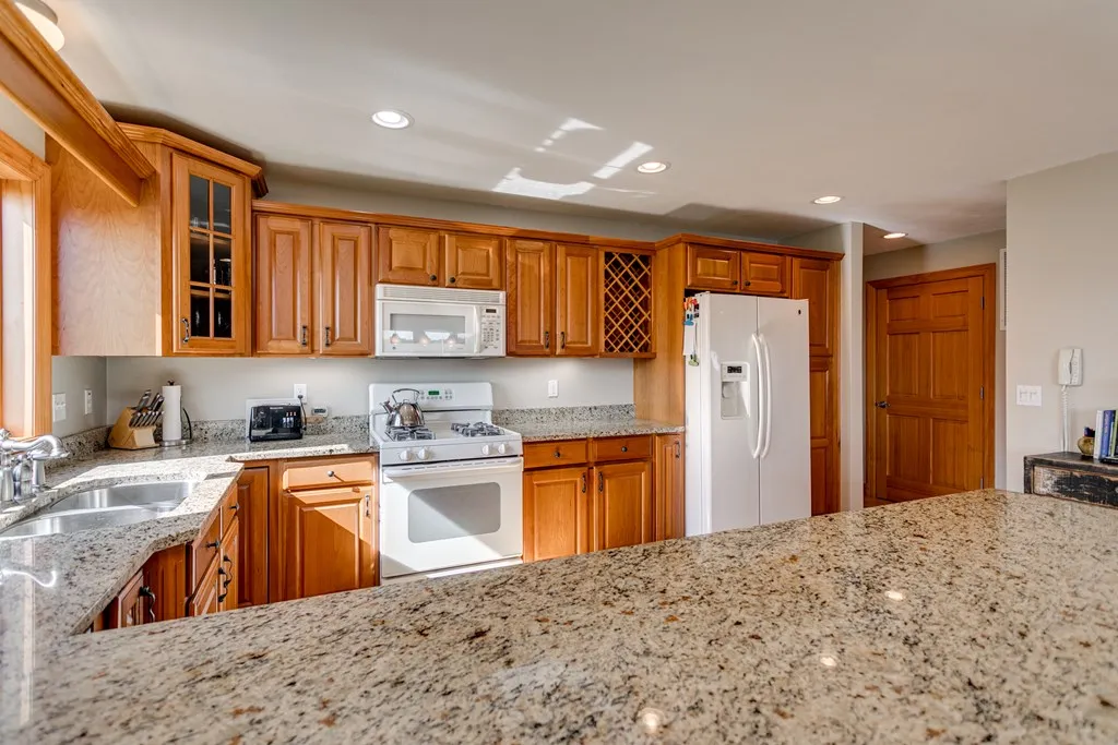 740 Quarterdeck Ln # 1203, Sturgeon Bay, Wisconsin 54235, 3 Bedrooms Bedrooms, ,2 BathroomsBathrooms,Condominium,For Sale,Quarterdeck Ln,144326