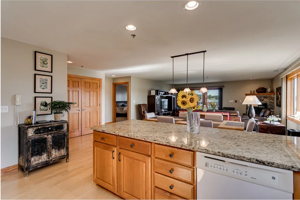 740 Quarterdeck Ln # 1203, Sturgeon Bay, Wisconsin 54235, 3 Bedrooms Bedrooms, ,2 BathroomsBathrooms,Condominium,For Sale,Quarterdeck Ln,144326
