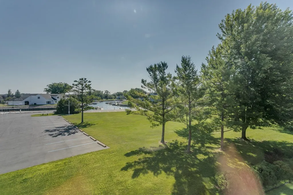 740 Quarterdeck Ln # 1203, Sturgeon Bay, Wisconsin 54235, 3 Bedrooms Bedrooms, ,2 BathroomsBathrooms,Condominium,For Sale,Quarterdeck Ln,144326
