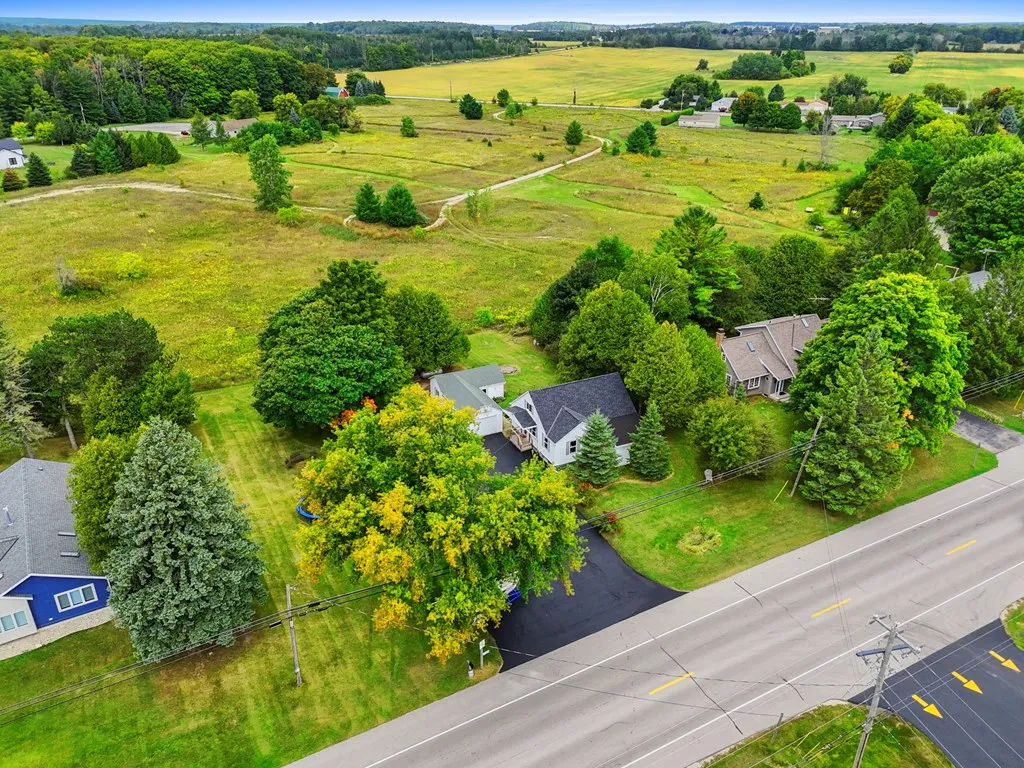 4533 Hwy 57, Sturgeon Bay, Wisconsin 54235, 3 Bedrooms Bedrooms, ,1 BathroomBathrooms,Inland-Residential,For Sale,Hwy 57,144537