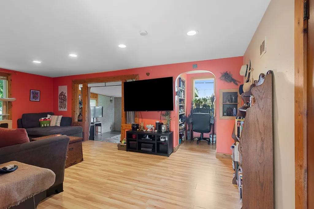 4533 Hwy 57, Sturgeon Bay, Wisconsin 54235, 3 Bedrooms Bedrooms, ,1 BathroomBathrooms,Inland-Residential,For Sale,Hwy 57,144537