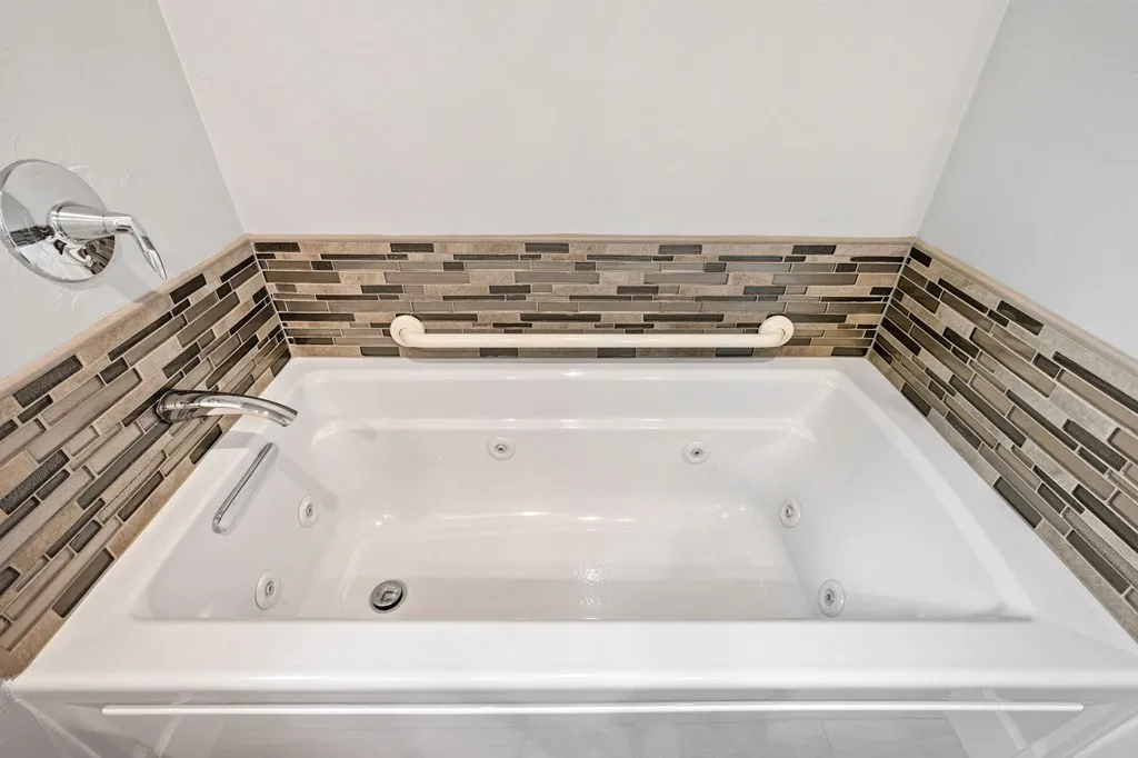 6286 Maple Run Ln, Egg Harbor, Wisconsin 54209, 3 Bedrooms Bedrooms, ,3 BathroomsBathrooms,Inland-Residential,For Sale,Maple Run Ln,143980