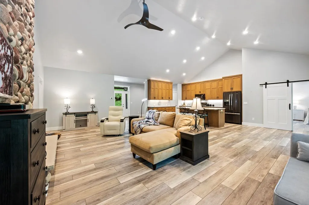 6286 Maple Run Ln, Egg Harbor, Wisconsin 54209, 3 Bedrooms Bedrooms, ,3 BathroomsBathrooms,Inland-Residential,For Sale,Maple Run Ln,143980