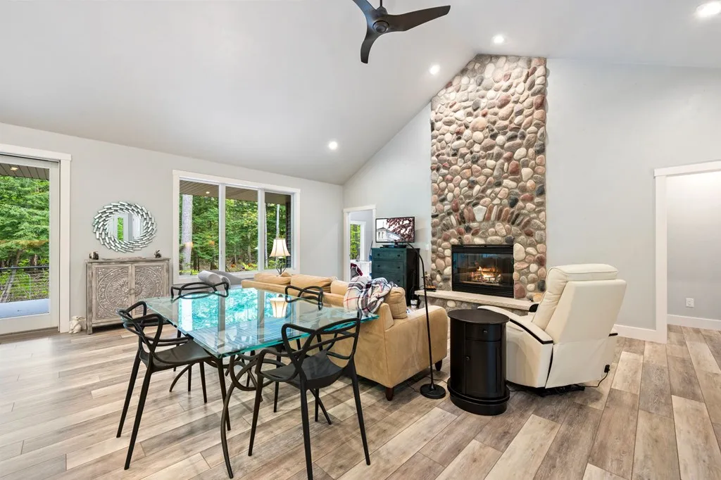6286 Maple Run Ln, Egg Harbor, Wisconsin 54209, 3 Bedrooms Bedrooms, ,3 BathroomsBathrooms,Inland-Residential,For Sale,Maple Run Ln,143980