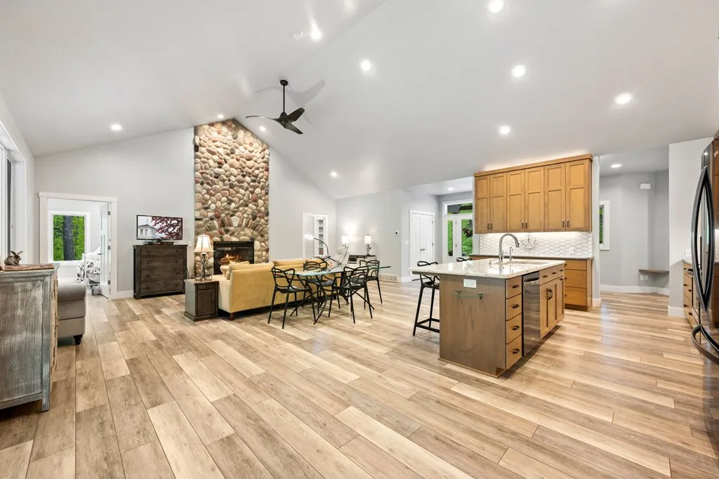 6286 Maple Run Ln, Egg Harbor, Wisconsin 54209, 3 Bedrooms Bedrooms, ,3 BathroomsBathrooms,Inland-Residential,For Sale,Maple Run Ln,143980