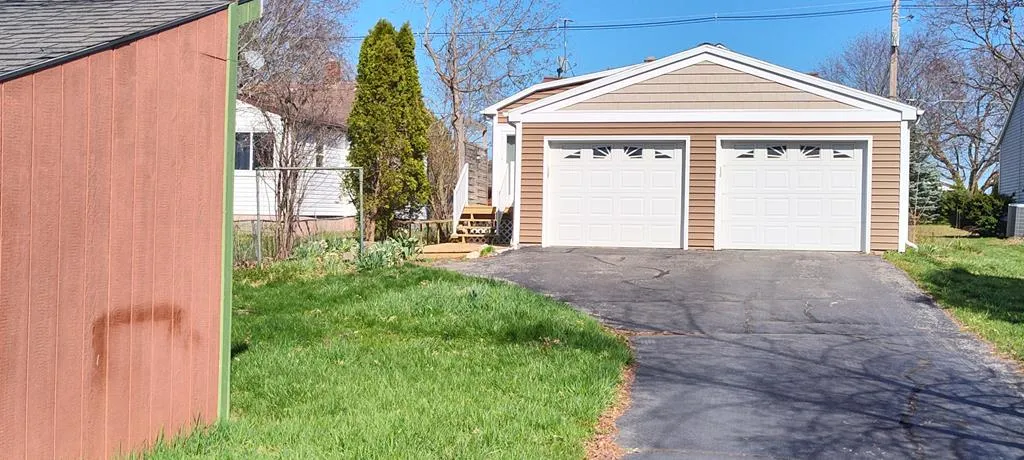 937 N 8th Ave, Sturgeon Bay Wi 54235, 3 Bedrooms Bedrooms, ,2 BathroomsBathrooms,Inland-Residential,For Sale,N 8th Ave,141562