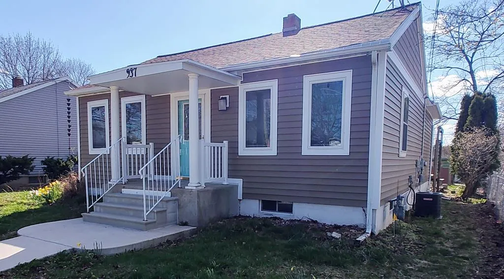937 N 8th Ave, Sturgeon Bay Wi 54235, 3 Bedrooms Bedrooms, ,2 BathroomsBathrooms,Inland-Residential,For Sale,N 8th Ave,141562