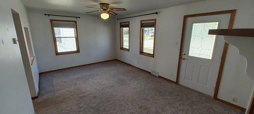 937 N 8th Ave, Sturgeon Bay Wi 54235, 3 Bedrooms Bedrooms, ,2 BathroomsBathrooms,Inland-Residential,For Sale,N 8th Ave,141562