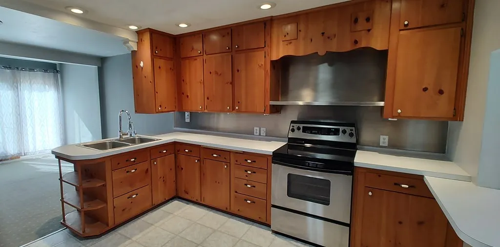 937 N 8th Ave, Sturgeon Bay Wi 54235, 3 Bedrooms Bedrooms, ,2 BathroomsBathrooms,Inland-Residential,For Sale,N 8th Ave,141562