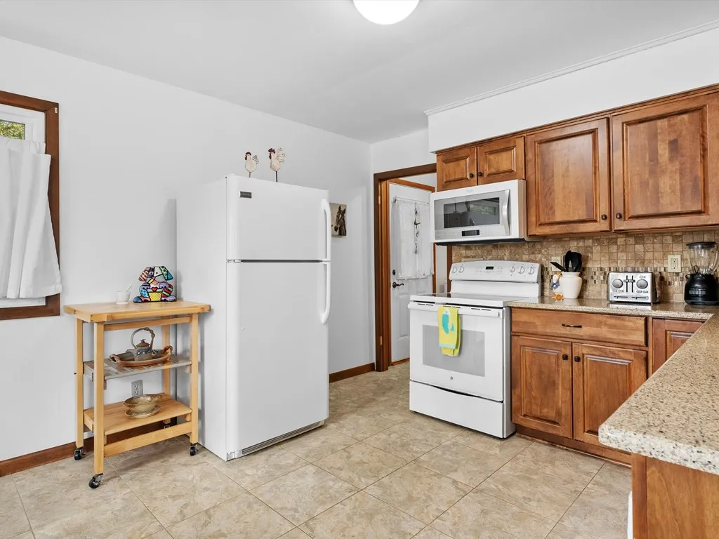 1562 Rhode Island St, Sturgeon Bay Wi 54235, 3 Bedrooms Bedrooms, ,1 BathroomBathrooms,Inland-Residential,For Sale,Rhode Island St,141424