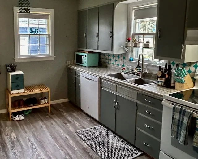 478 N 6th Ave, Sturgeon Bay Wi 54235, 3 Bedrooms Bedrooms, ,1 BathroomBathrooms,Inland-Residential,For Sale,N 6th Ave,141585